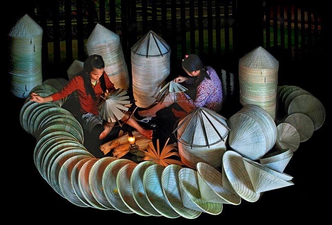 The poetic hats of Vietnam 